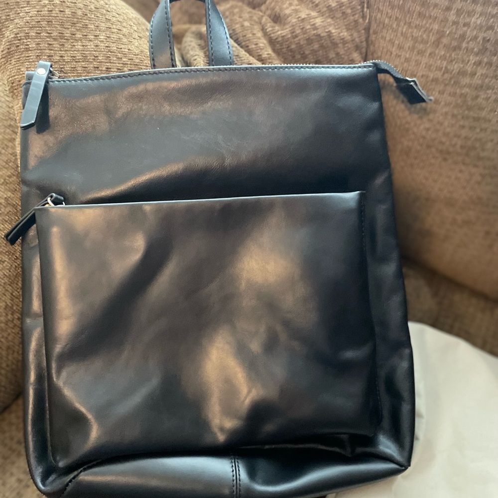 Andar black backpack